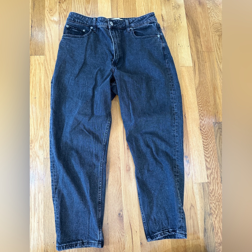 Abercrombie & Fitch High Rise Mom Jean